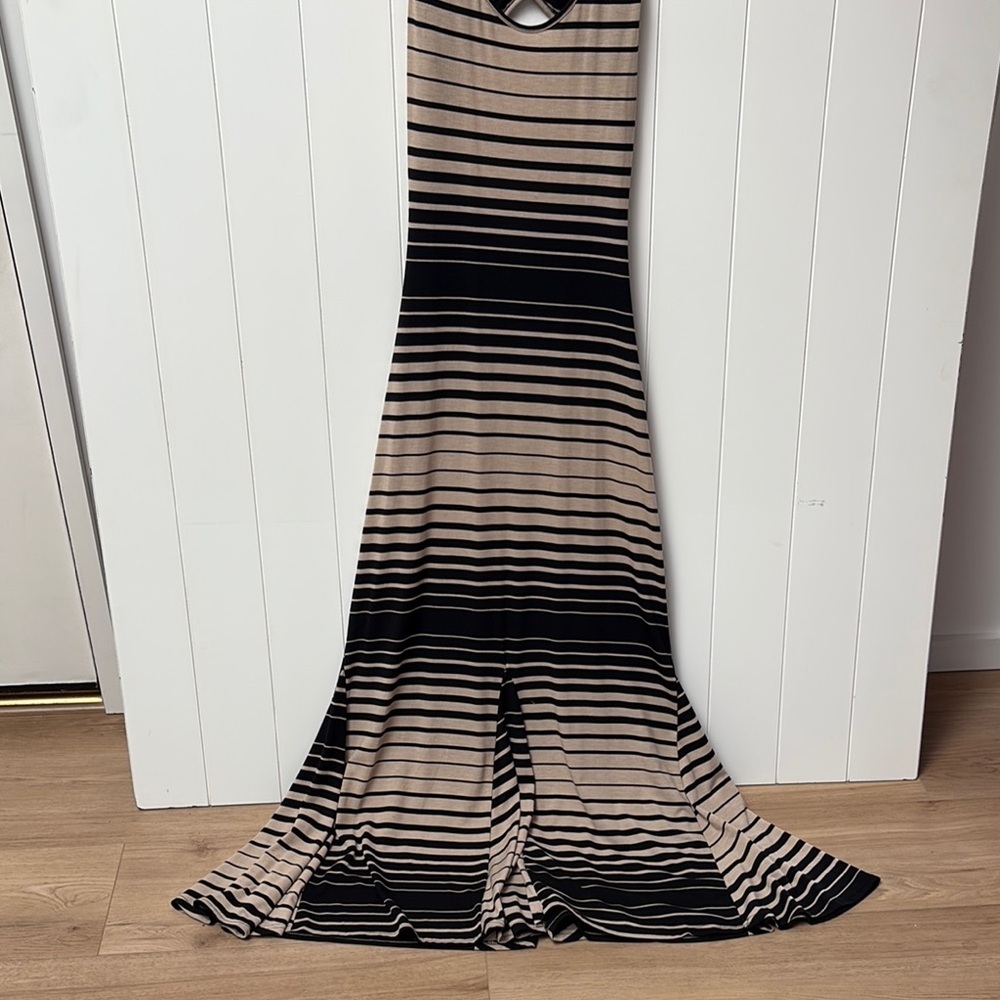 Liberty Love Black and Tan Striped maxi dress back cut out stretchy rayon M